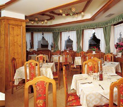 Hotel Pordoi - Fam Furgler 아라바 외부 사진