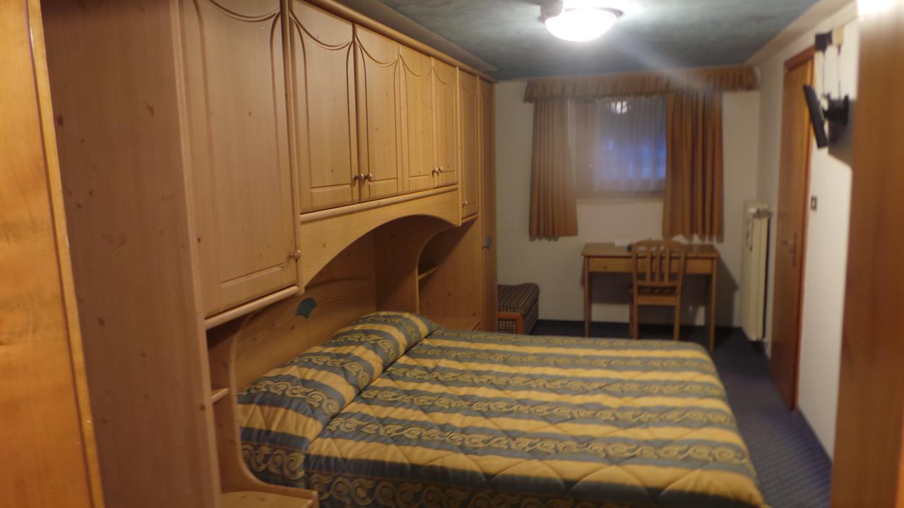 Hotel Pordoi - Fam Furgler 아라바 외부 사진