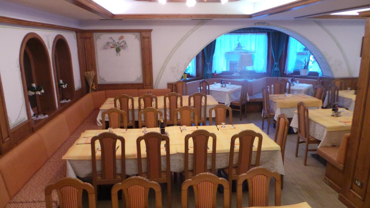 Hotel Pordoi - Fam Furgler 아라바 외부 사진